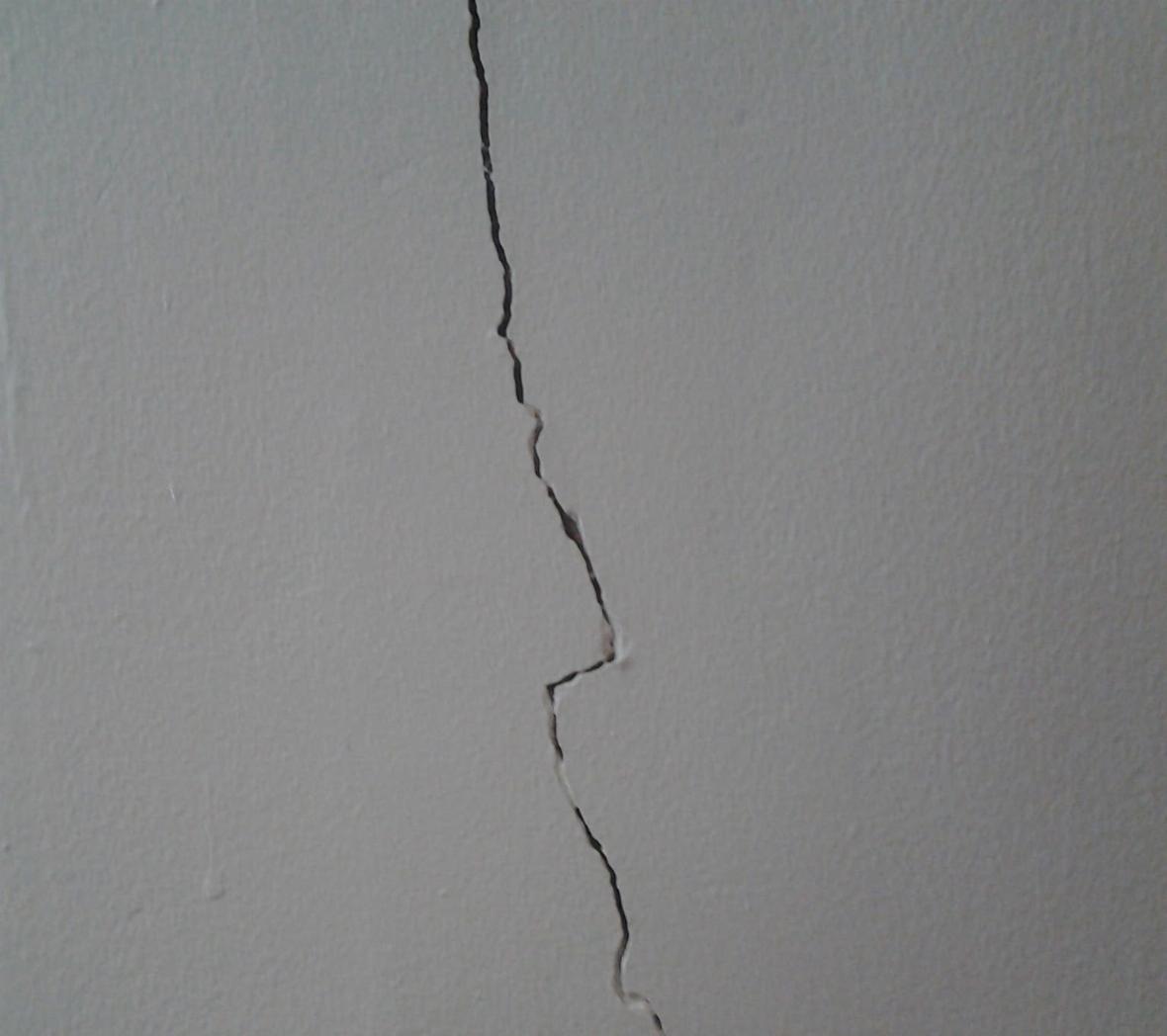 Default thumbnail alt text